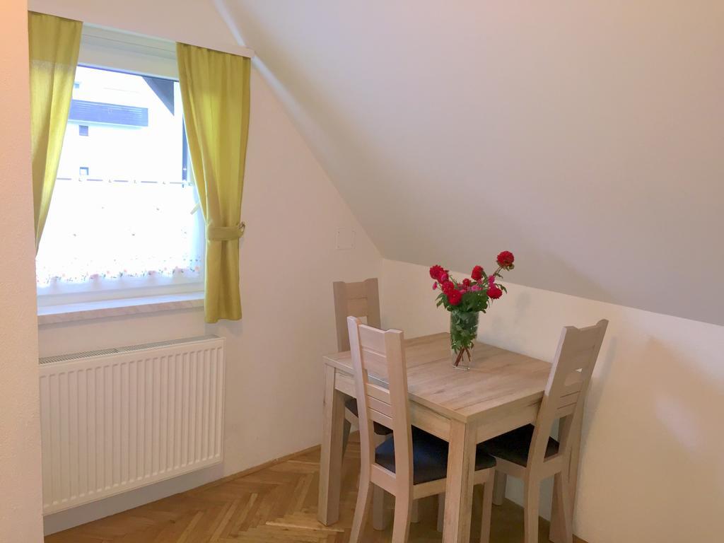 Apartmaji In Sobe Tina Кранска гора Екстериор снимка