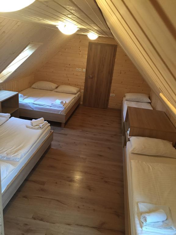 Apartmaji In Sobe Tina Кранска гора Екстериор снимка