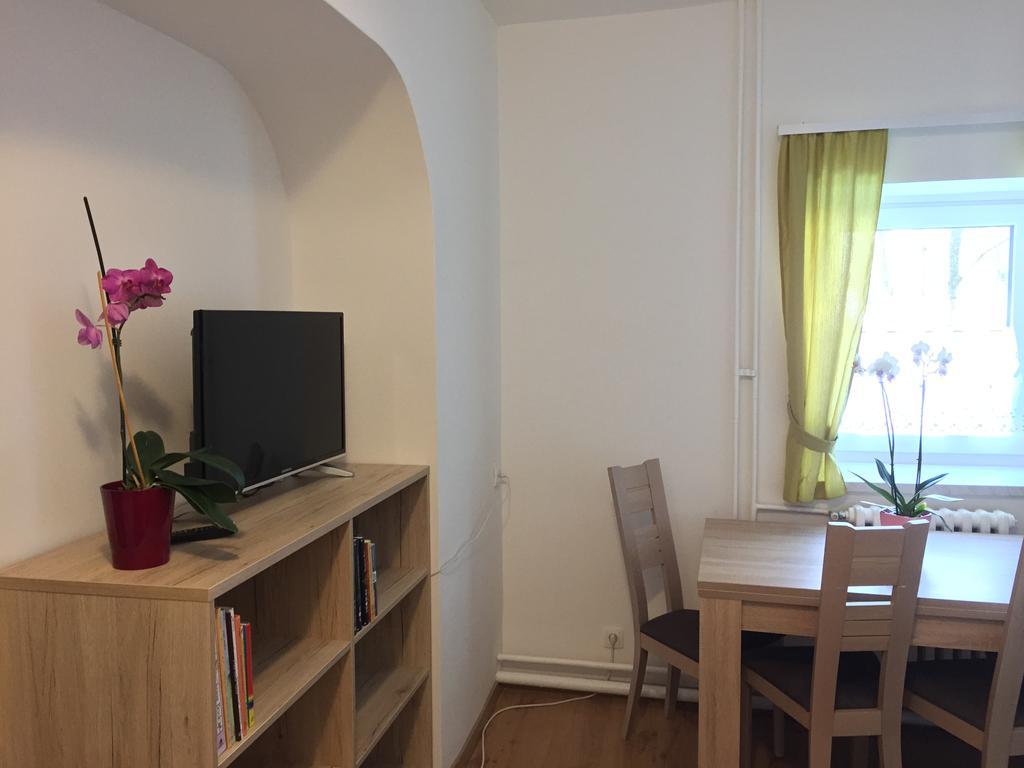 Apartmaji In Sobe Tina Кранска гора Екстериор снимка